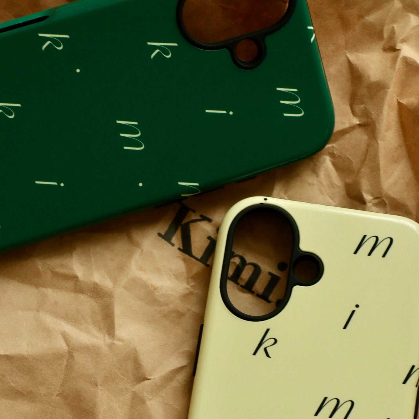 Minimal Letter Case – Green
