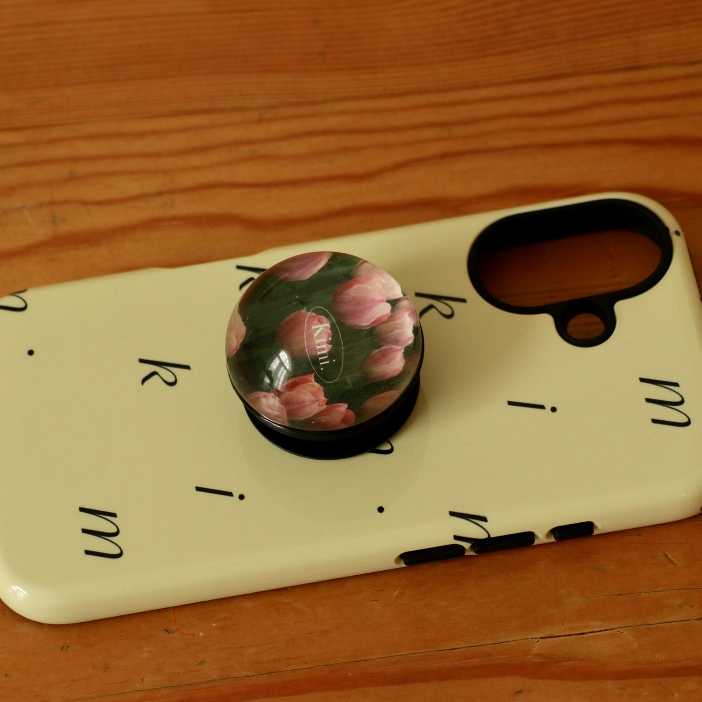 Minimal Letter Case – Butter