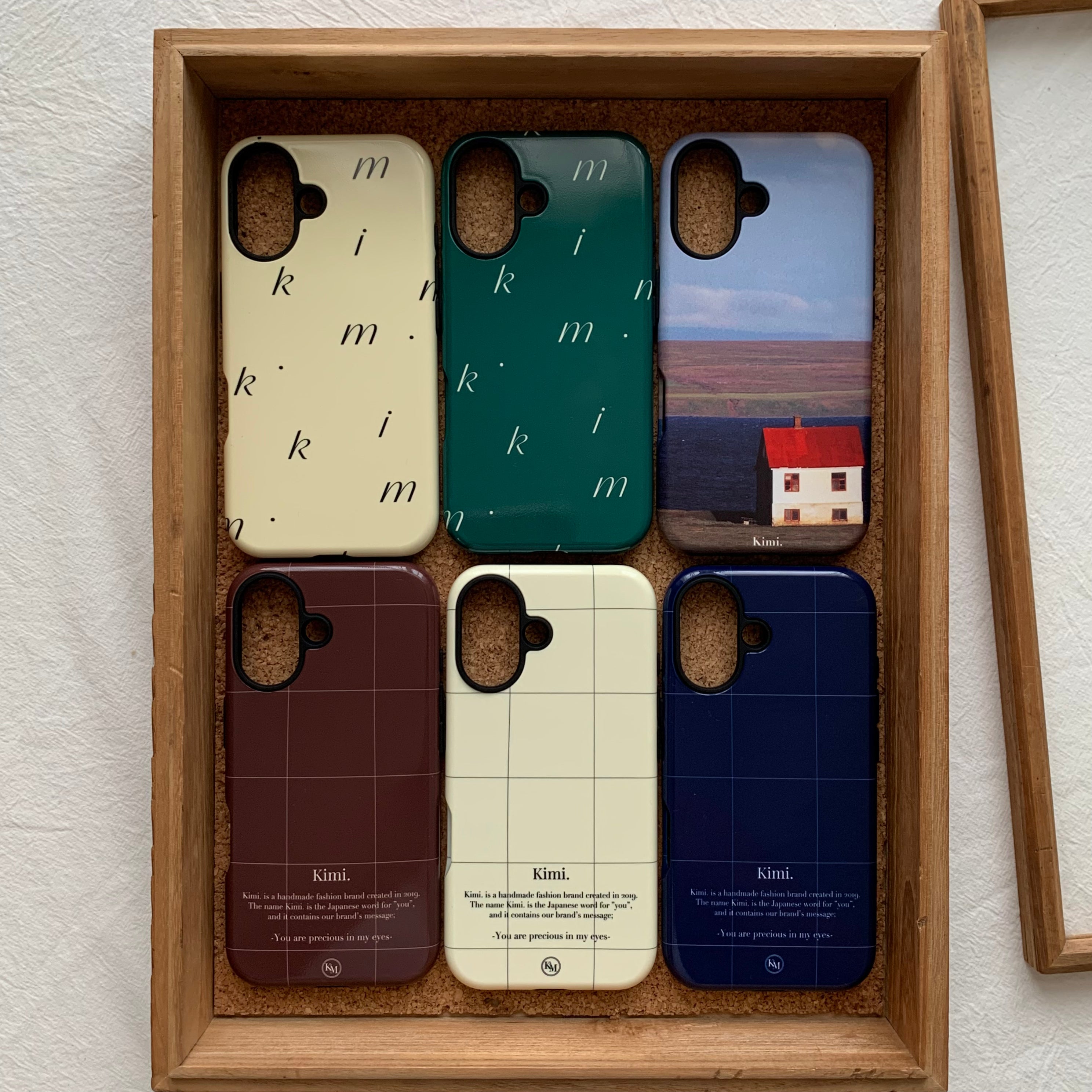 Logo Grid Case-Brown