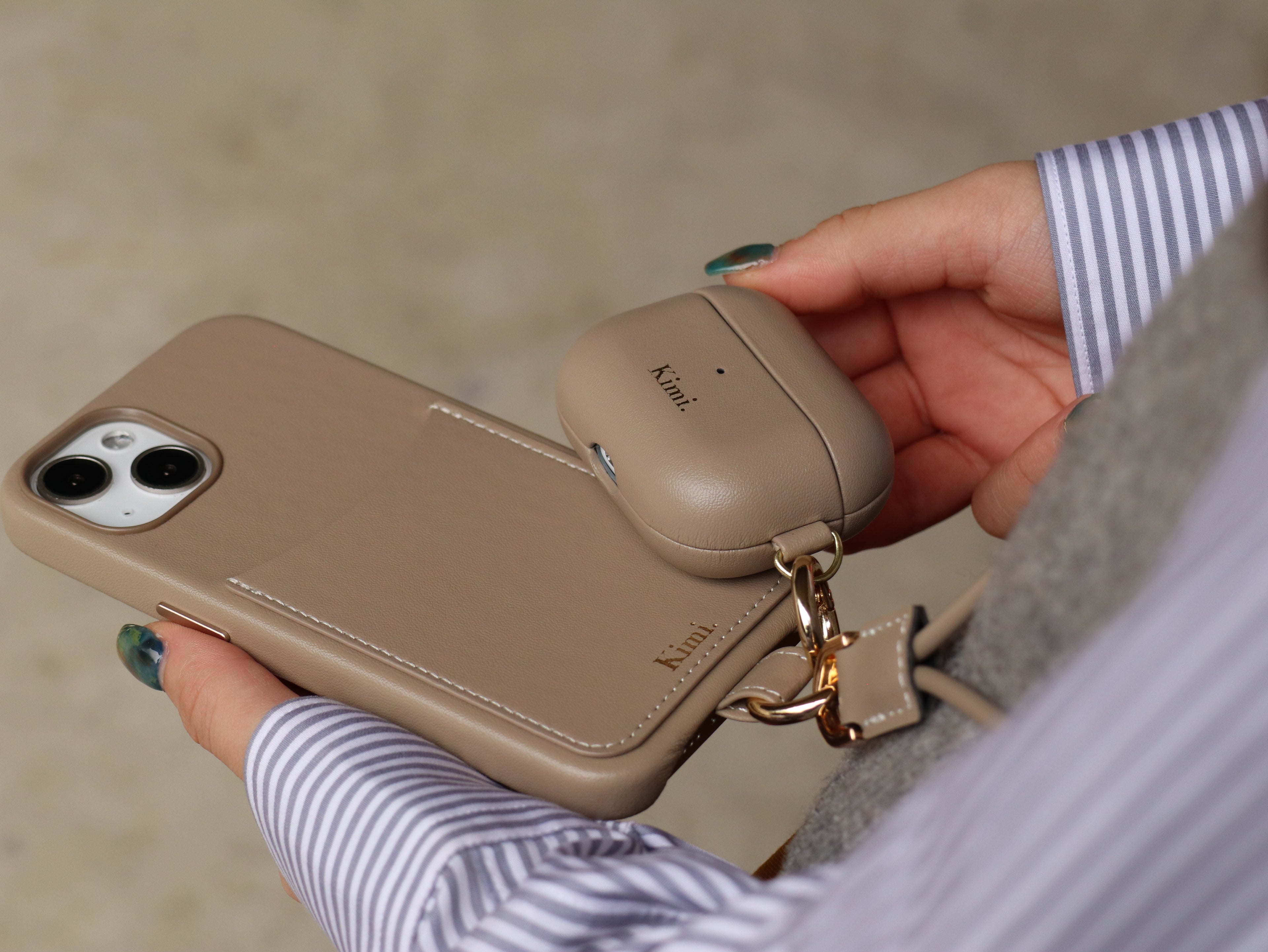 Leather AirPods Case-Etoupe