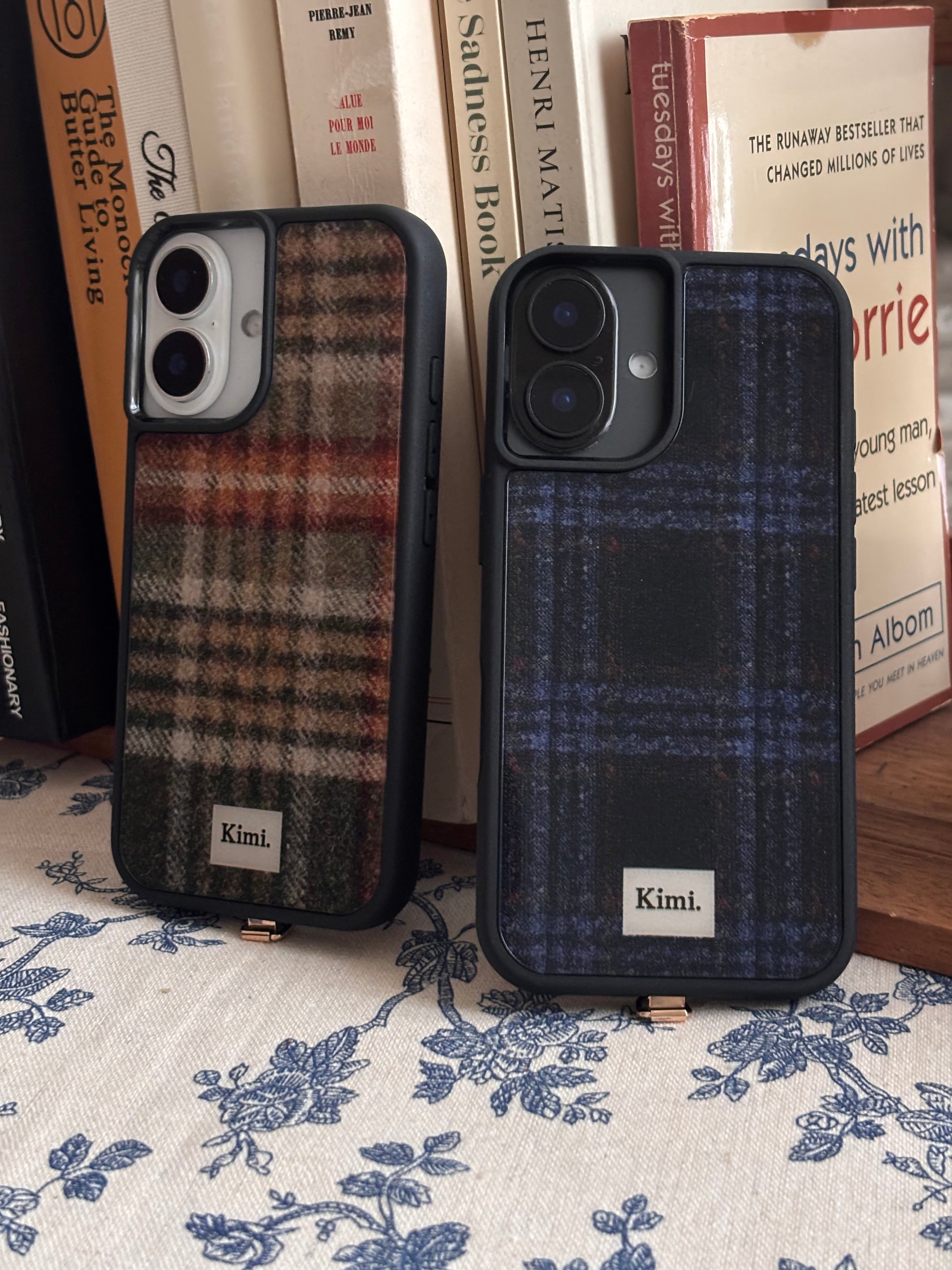 Tweed Check Case-Brown