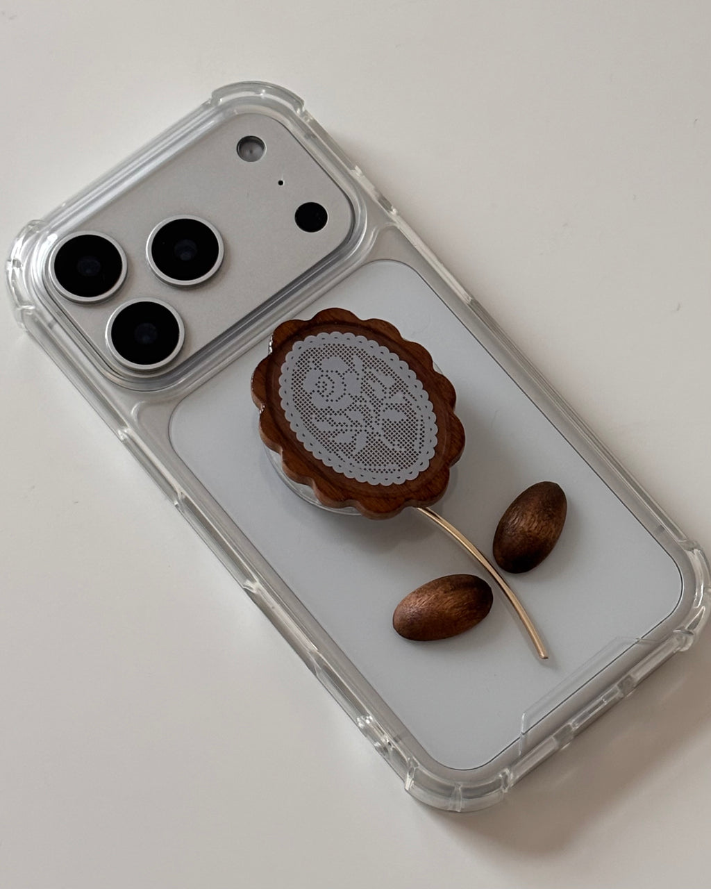 Wood Flower Lace Grip Case – Rose