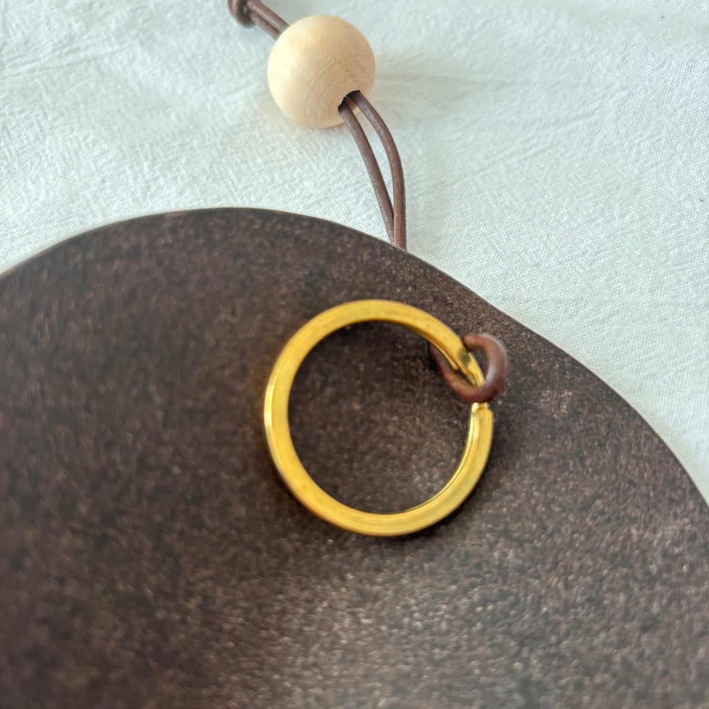 Nubuck Circle Key Case-Dark Brown