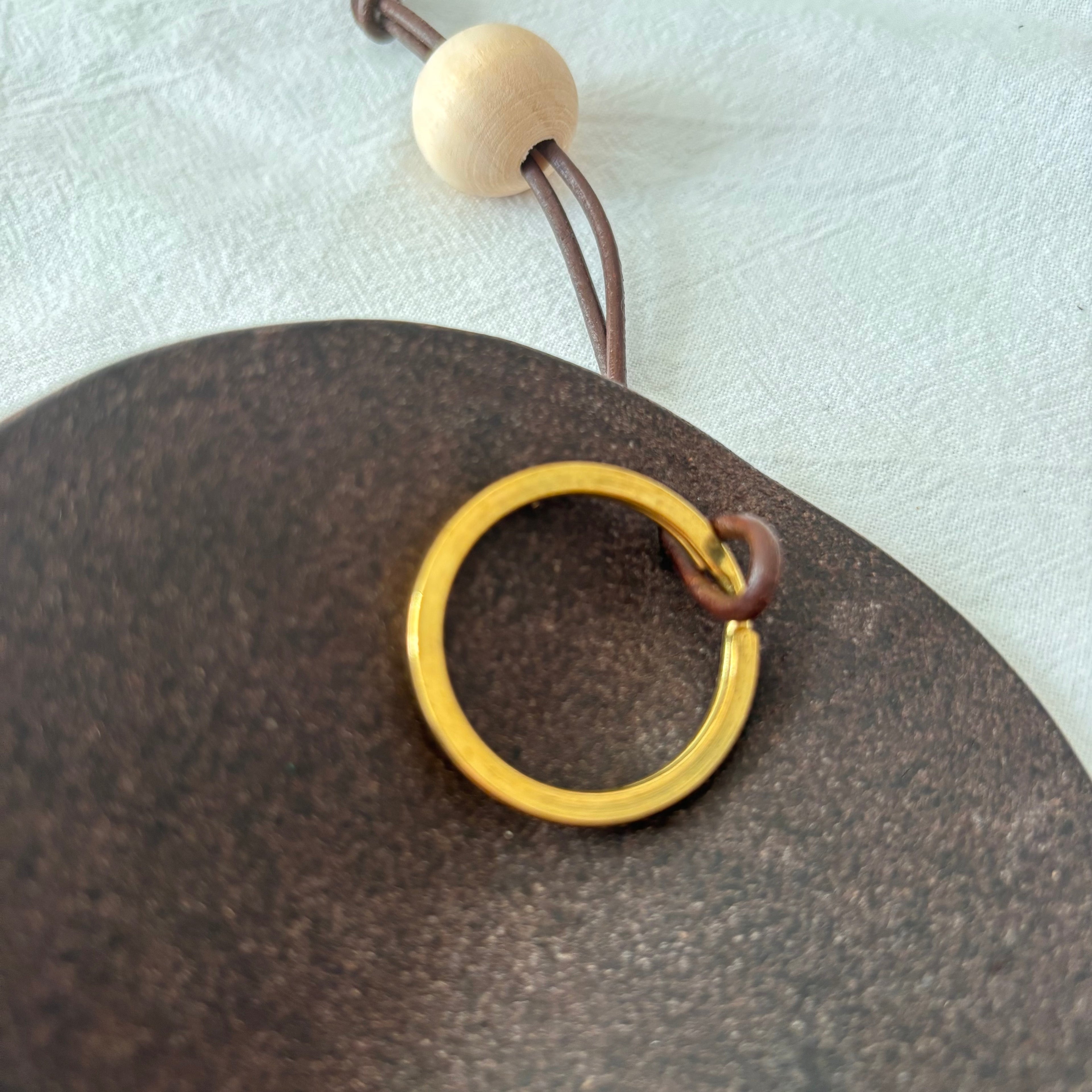 Nubuck Circle Key Case-Dark Brown