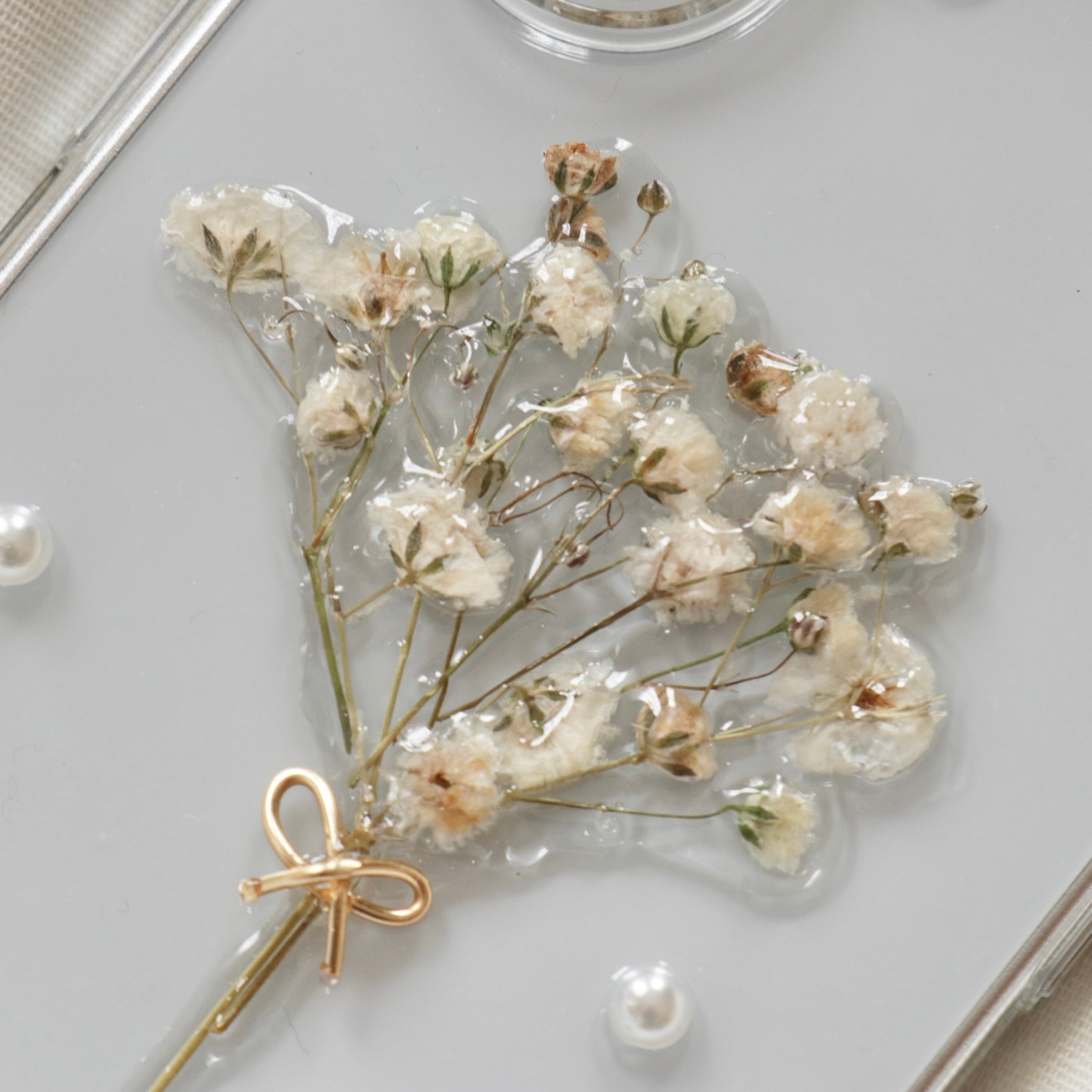 Baby’s Breath Bouquet Case (Clear)｜かすみ草のブーケスマホケース